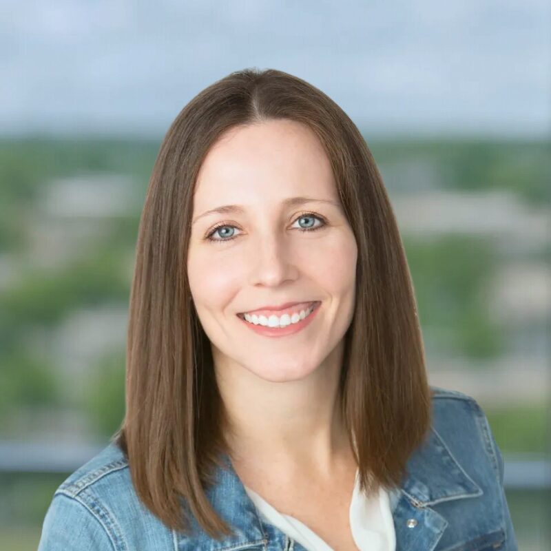 Amanda Wojczak headshot
